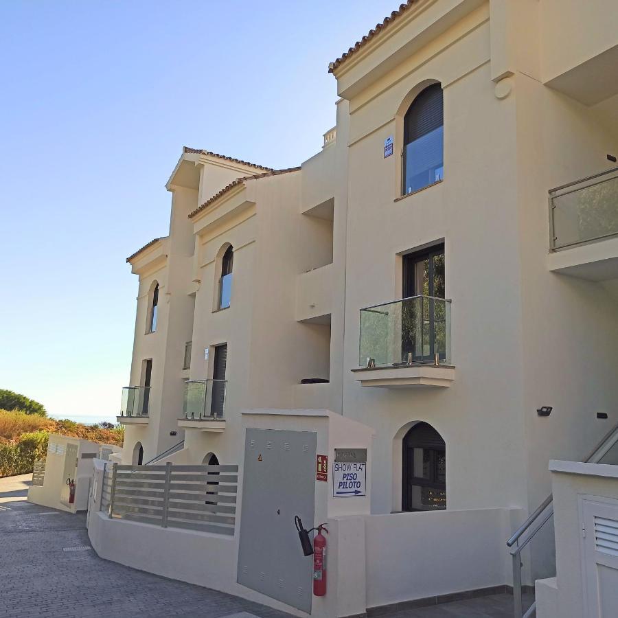 La Paloma Beach Apartment With Pool By Casa Del Sol Hr Manilva Zewnętrze zdjęcie