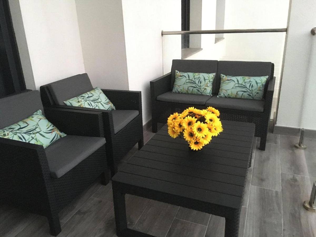 La Paloma Beach Apartment With Pool By Casa Del Sol Hr Manilva Zewnętrze zdjęcie