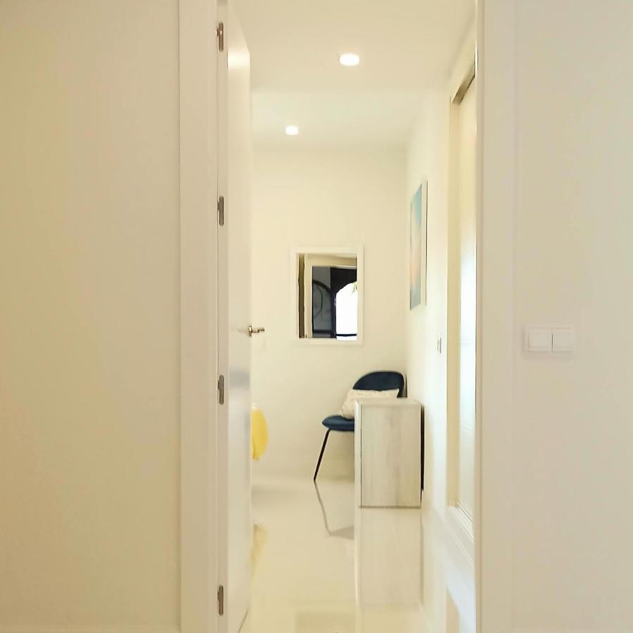 La Paloma Beach Apartment With Pool By Casa Del Sol Hr Manilva Zewnętrze zdjęcie